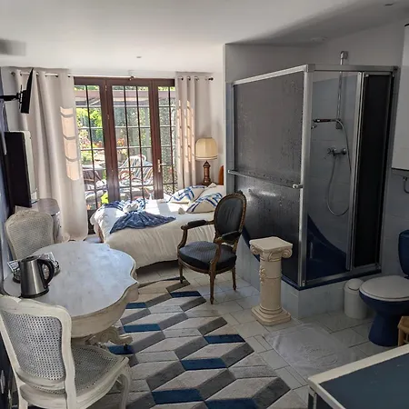 La Maison Du Bonheur *